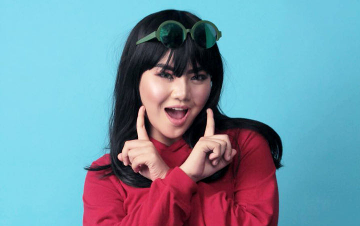 Rosa Meldianti Diduga Pakai Tas Kw Pembelaan Sang Manajer Tuai Cibiran Netter Halloindo