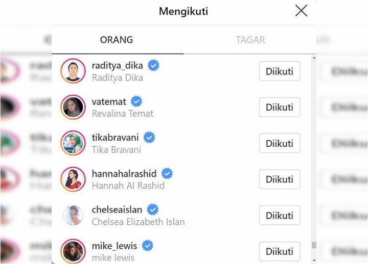 Follow Akun Selebriti Kemudian Unfoll