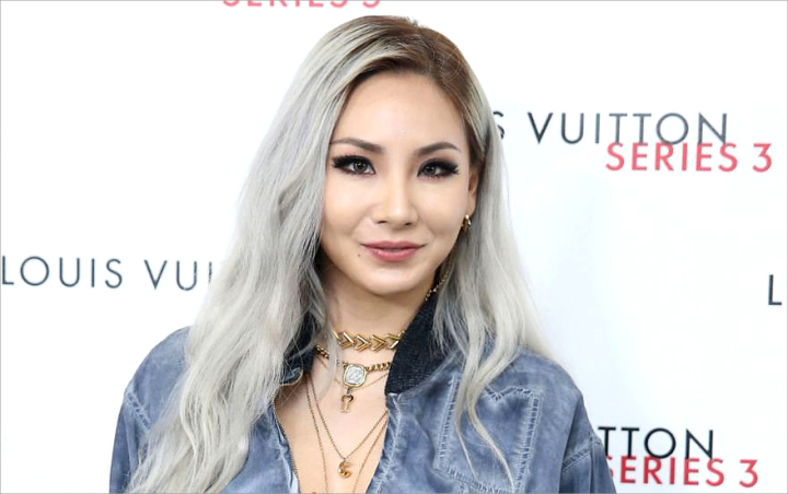 CL Pamer Dagu Lancip, Kesal Terus Diejek Makin Gendut?