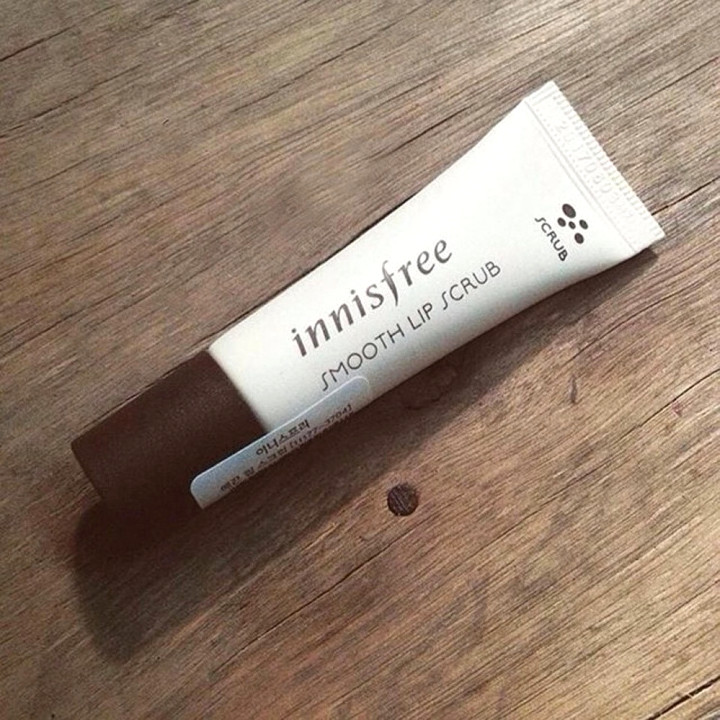 8 Rekomendasi Produk Lip Scrub Lokal Dan Korea Yang Mampu Bikin Bibir