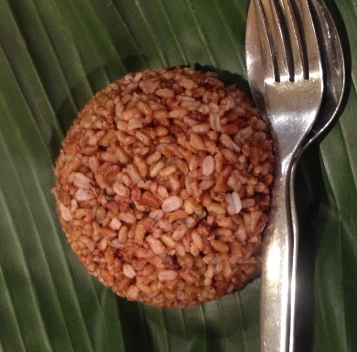 Nasi Merah untuk Makan Malam