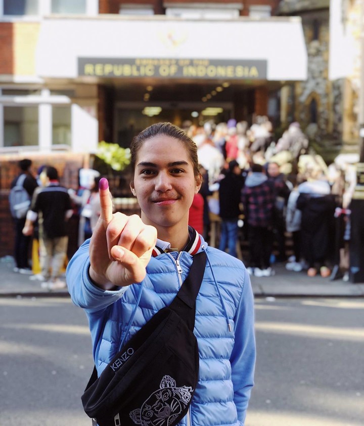 Perdana Ikut Pemilu, El Rumi Bangga Nyoblos di London