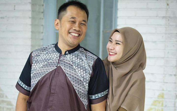 Zaskia Adya Mecca Bagikan Momen Seru Nyoblos Bareng Hanung Bramantyo, Wajah Lelah Bikin Salfok