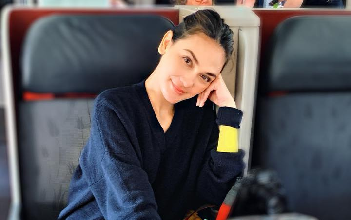 Foto Buram Luna Maya Ini Banjir Komentar Pujian Hingga Mampu Tepis Ejekan Kumpul Kebo