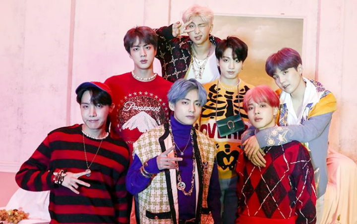 BTS Kocak Rayakan First Win 'Boy With Luv' Dengan Nyanyikan Lirik Bak Baca Puisi