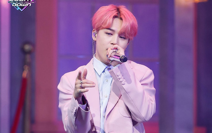 BTS Tunjukkan Kekompakan Di Dance Practice 'Boy With Luv', Kaki Indah Jimin Bikin Salah Fokus