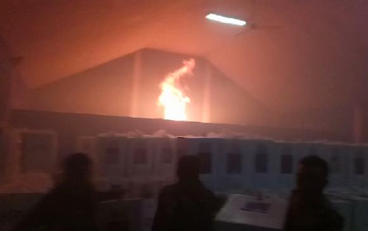 Warga Temukan Botol Berisi Bensin Saat Gudang KPU Di Sumbar Terbakar 