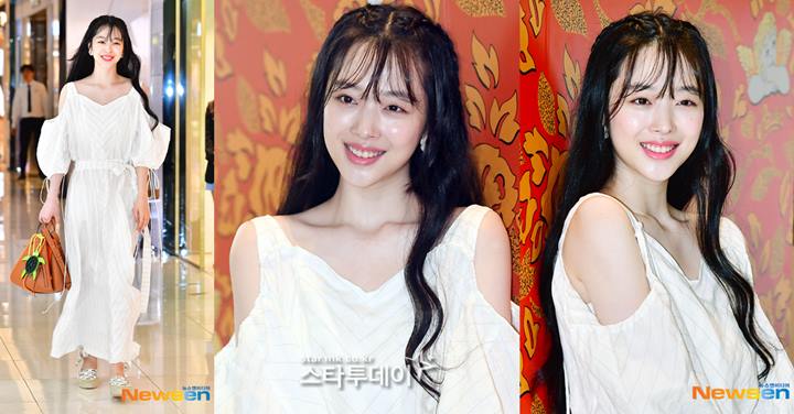 Sulli Cantik dan Segar Bak Kembali ke Jaman Debut Saat Hadiri Acara Ini