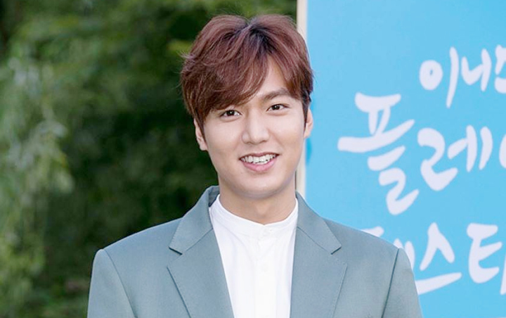 Lee Min Ho Selfie Perdana Usai Wamil, Netter: Senyumnya Bagai Es Teh Manis