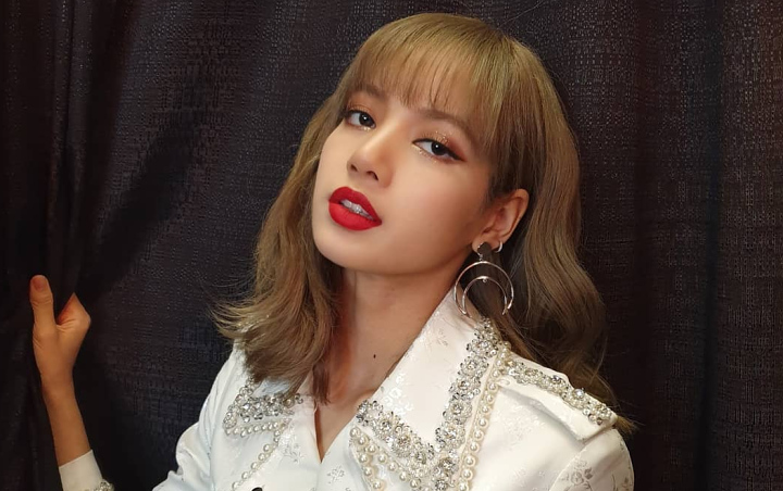 Lisa Mendadak Nangis di Konser Black Pink GaraGara Lisa Mendadak Nangis di Konser Black Pink GaraGara