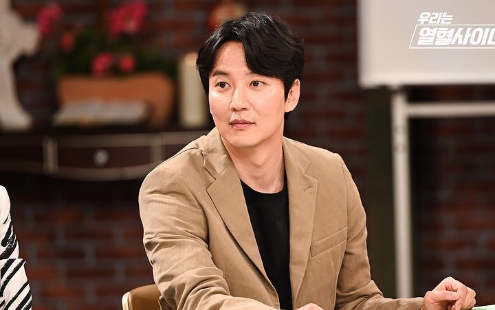 Kim Nam Gil Akui Marah Karena Sering Cedera di Lokasi 'The Fiery Priest'