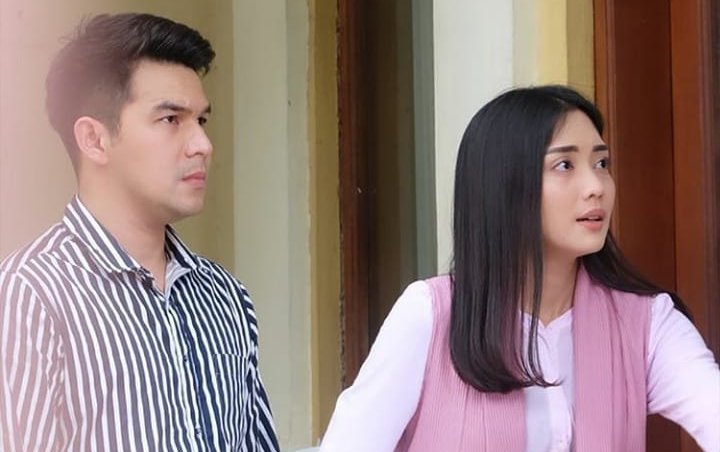 Pernikahan Jonathan Frizzy dan Ririn Dwi Ariyanti di Pernikahan Jonathan Frizzy dan Ririn Dwi Ariyanti di