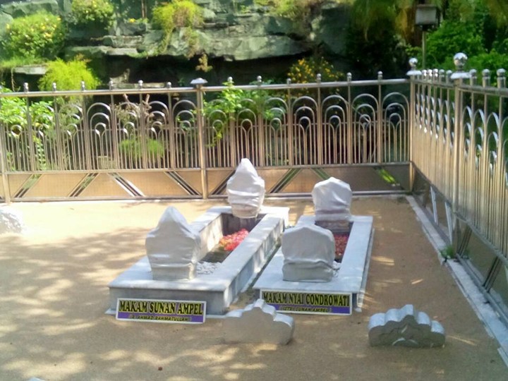 Makam Sunan Ampel di Surabaya