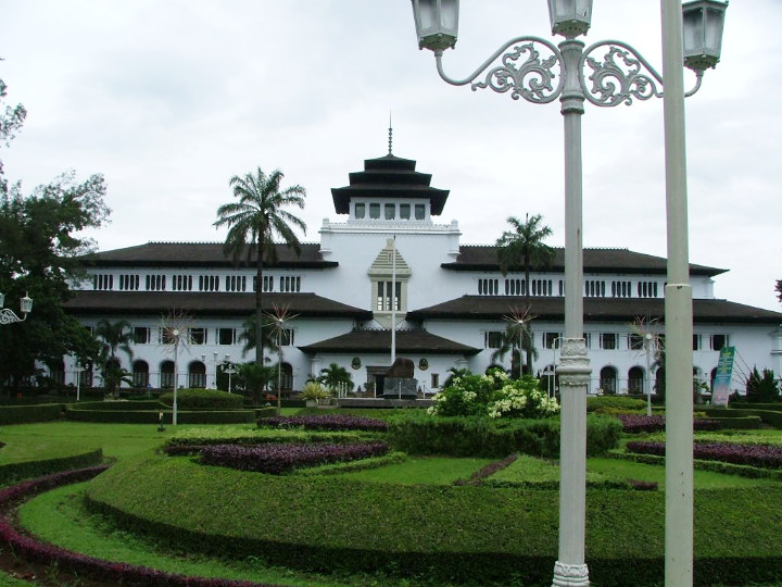 Tengok Museum Keren di Gedung Sate Bandung
