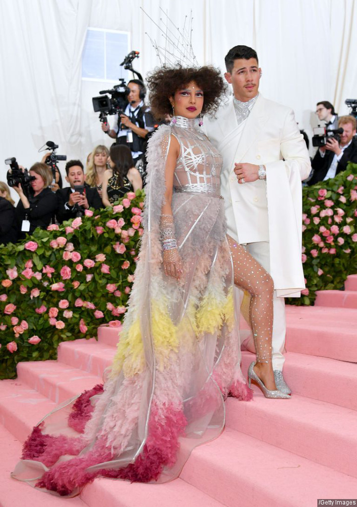 Priyanka Chopra Tampil Bak Ibu Peri dalam Cerita-Cerita Dongeng