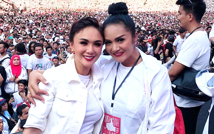 Yuni Shara dan Krisdayanti Bagikan Tradisi Buka Bersama Keluarga, Netter Sinis Soroti Cara Makan