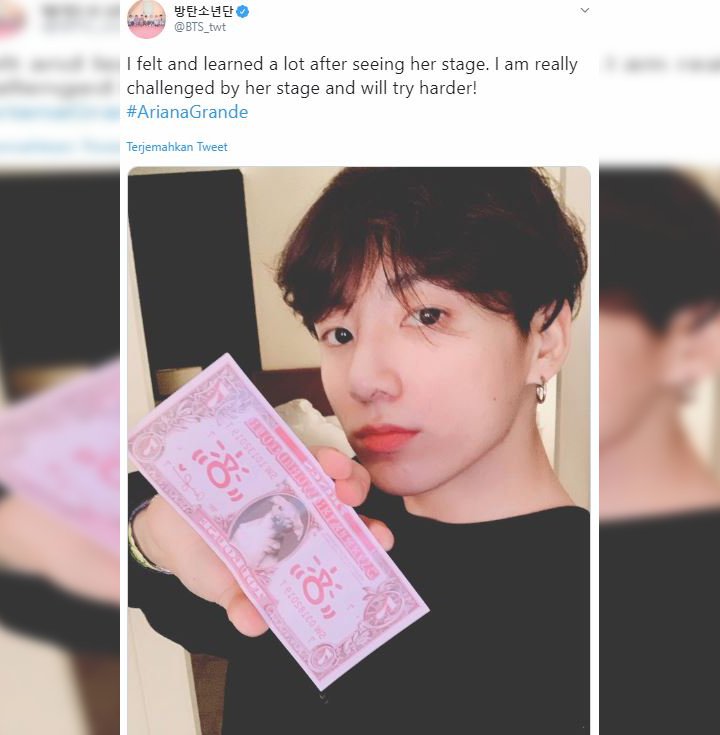 Jungkook BTS Puji Ariana Grande, Fans Heboh Soroti Caption Bahasa Inggris
