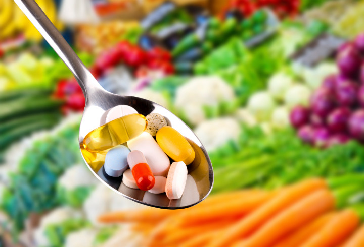 Bawa Vitamin saat Traveling untuk Asupan Lebih
