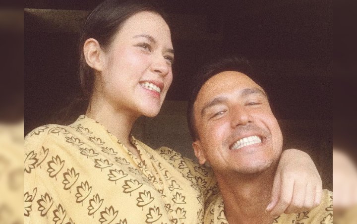 Perut Buncit Hamish Daud Saat Gendong Putri Raisa Bikin Salfok, Kaki Zalina Juga Curi Fokus