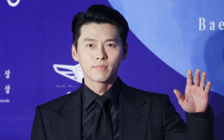 Hyun Bin Kedapatan Pakai Airpod di Bandara, Netter Malah Sebut Aneh dan Tak Ganteng Lagi