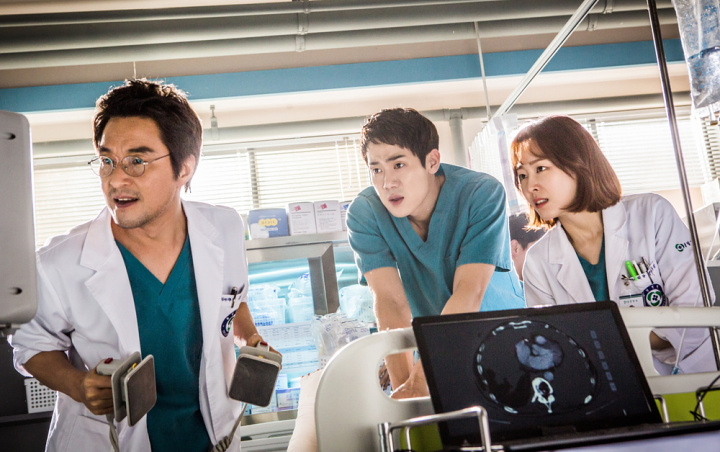 Pemain 'Romantic Doctor Teacher Kim' Tanggapi Laporan Gabung di Season Kedua