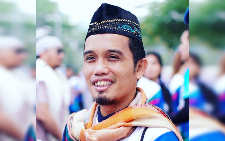 Marak Artis Berhijrah, Pesan Ustaz Maulana: Pelan-Pelan Bertahap