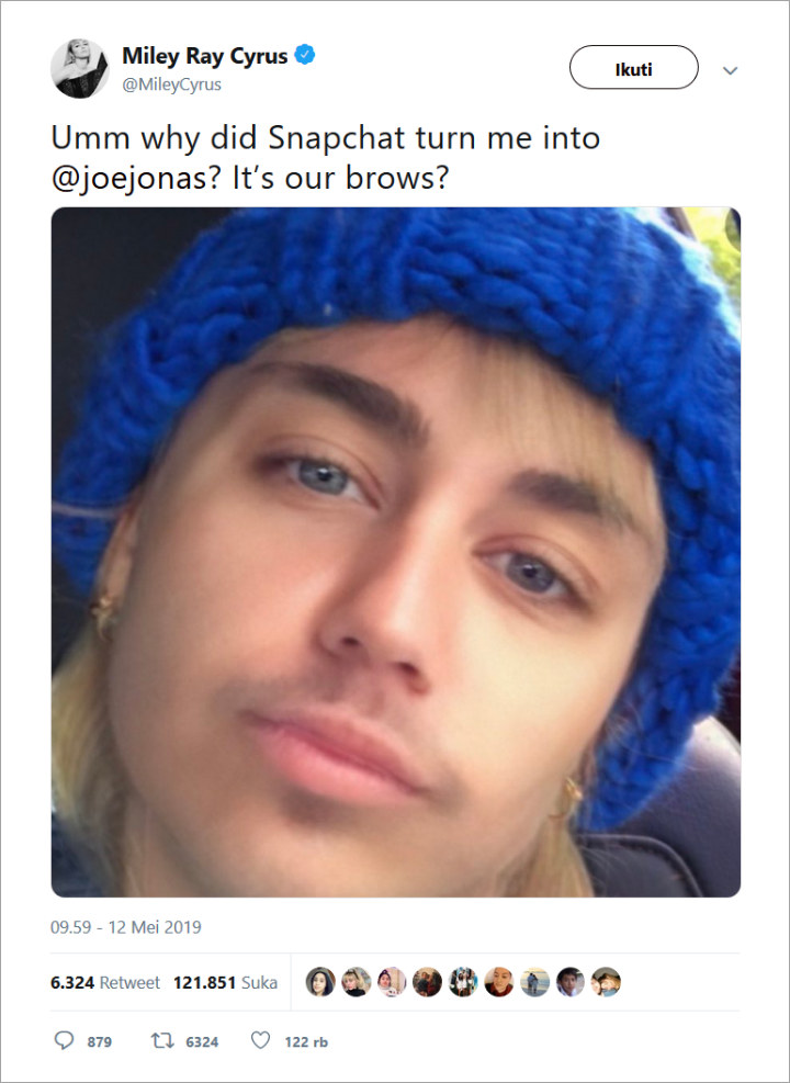 Kocaknya Wajah Miley Cyrus Berubah Jadi Joe Jonas Gara-Gara Filter Snapchat