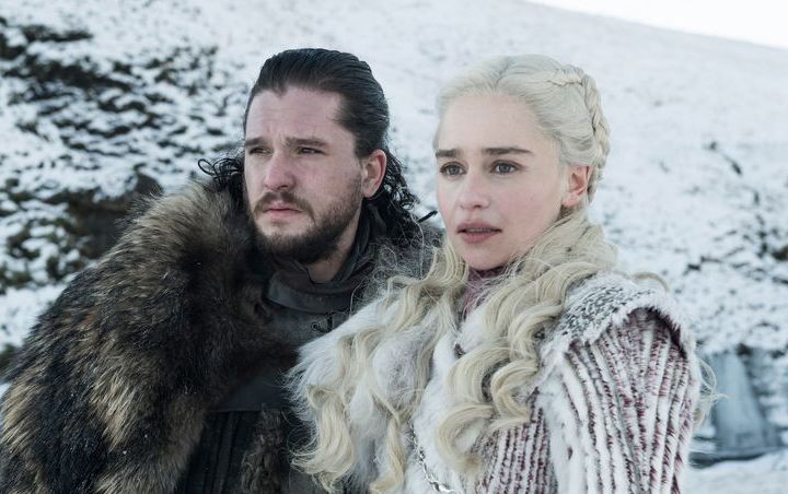 Jon Snow Bakal Bunuh Daenerys Targaryen di Episode Final 'Game of Thrones'?