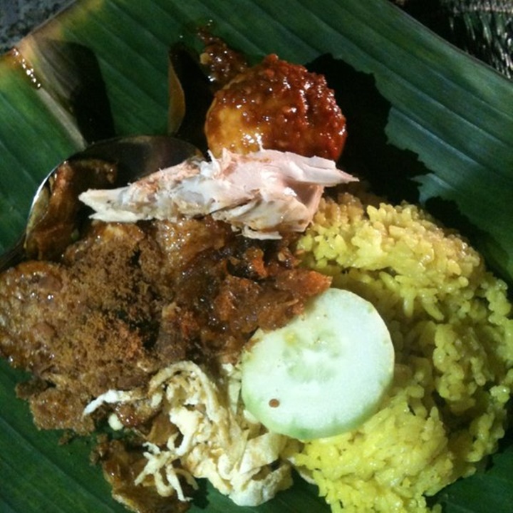 Nasi Kuning Bu Tuminem Pasar Kranggan