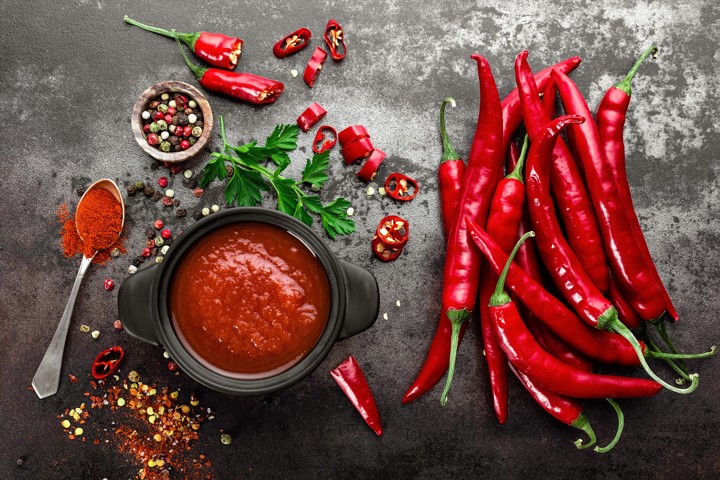 Hindari Makanan Pedas dan Asam