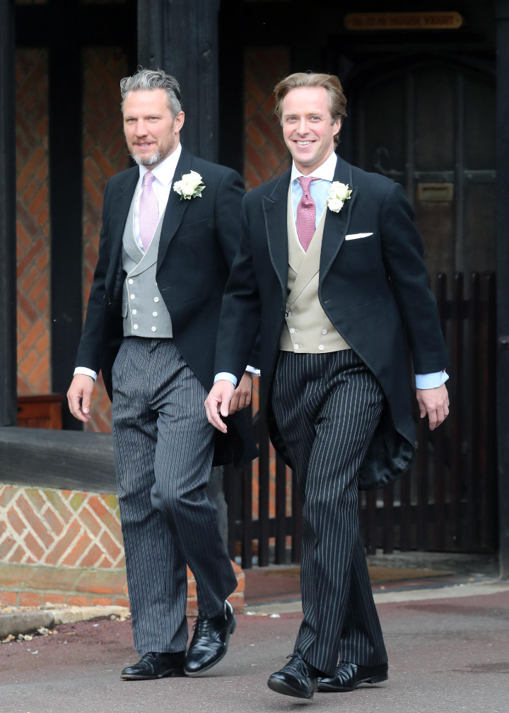 Thomas Kingston Masuk ke kapel St George dengan Senyum Lebar