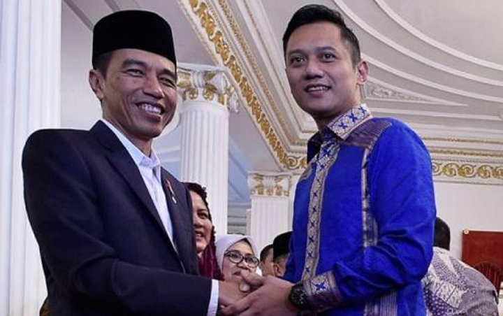Bertemu Jokowi, AHY Diminta Jadi Jembatan Komunikasi dengan SBY