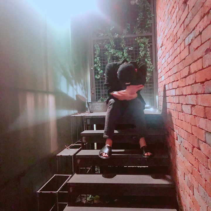 Sehun Posting Foto Galau dan Ungkap Ingin Cari Uang, Begini Balasan Chanyeol
