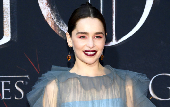 Emilia Clarke Bahas Soal Tolak Peran di 'Fifty Shades': Aku Sudah Sering Bugil di 'Game of Thrones'