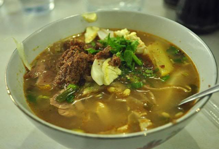 Kunjungi Soto Ayam Lombok, Soto Kampung Khas Malang