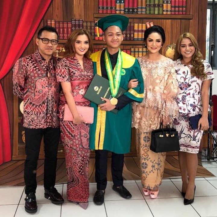 Anang Hermansyah dan Krisdayanti Reuni di Acara Wisuda Azriel
