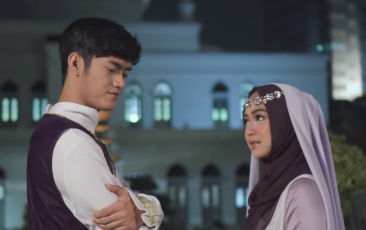 Ria Ricis Cover Lagu 'A Whole New World' Ala Film 'Aladdin' Malah Ramai Dikritik