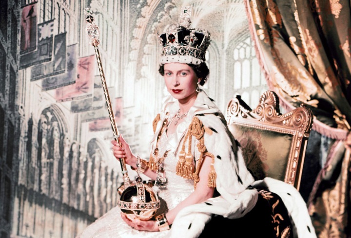 Ratu Elizabeth II Berjanji Memerintah Seumur Hidup