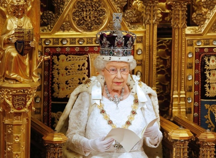 Alasan Ratu Elizabeth Ii Tak Mau Turun Takhta Gara Gara Camilla Hingga Putri Charlotte