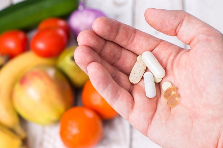 Konsumsi Vitamin dan Suplemen Daya Tahan Tubuh untuk Menjaga Kesehatanmu Selama Mudik