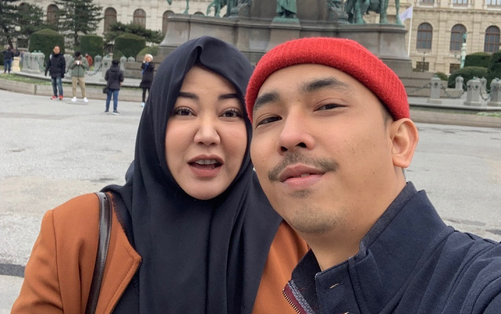 Risa Saraswati Umumkan Kehamilan Pertama, Suami Curhat Risa Saraswati Umumkan Kehamilan Pertama, Suami Curhat