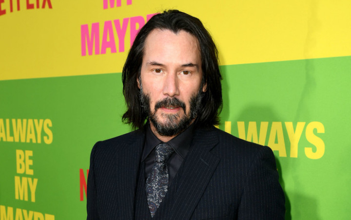 Foto-Foto Ini Buktikan Kalau Keanu Reeves Ternyata Tak Berani Menyentuh Wanita