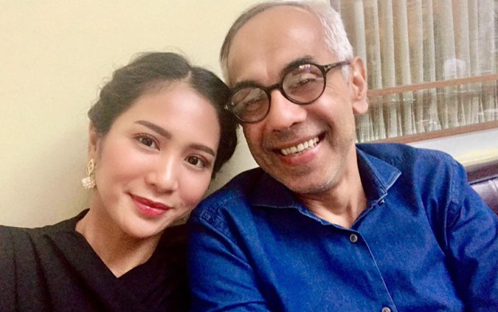 Bunga Zainal Mesra Bareng Suami India Yang Jarang Terekspos Malah Dikira Bapaknya