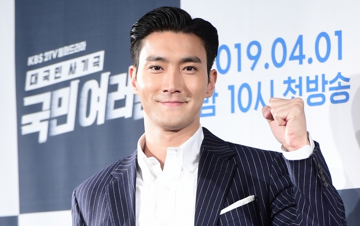 Choi Siwon SuJu Asyik Kendarai Motor di Bali, Stiker Singa Bikin Netizen Ngakak