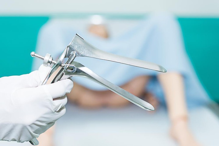 Enggak Perlu Ngeri Pap Smear Ini Enggak Bikin Vagina Kalian Sakit Kok