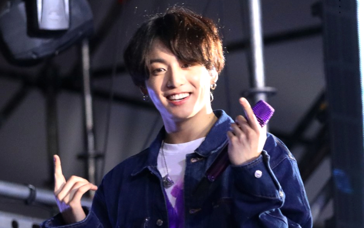 Jungkook BTS Bisa Panggilan Telepon dari Sasaeng Dikala Siaran V Live, Seketika Lakukan Ini