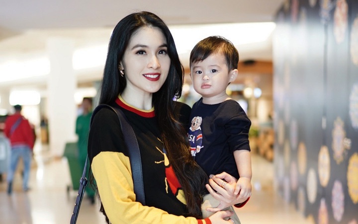 Baru 17 Bulan, Raphael Anak Sulung Sandra Dewi Sudah Pintar Sebut Nama Buah-buahan