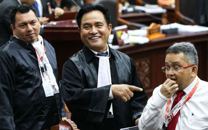 Jawab Tuduhan Kubu 02, Tim Hukum Jokowi-Ma'ruf Serahkan 30 Alat Bukti ke MK