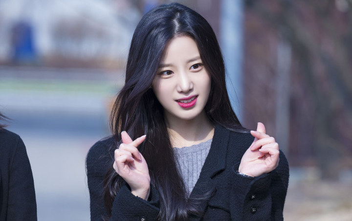 Johyun Berry Good Curhat Panjang Lebar Berakhir Bikin Geger Sebab Kostum Terlalu Vulgar Johyun Berry Good Curhat Panjang Lebar Berakhir Bikin Geger Sebab Kostum Terlalu Vulgar