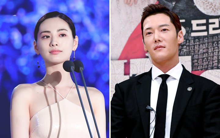 Nana dan Choi Jin Hyuk Ungkap Detil Karakter di Sesi Baca Naskah Justice Nana dan Choi Jin Hyuk Ungkap Detil Karakter di Sesi Baca Naskah Justice